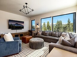 7 Deep Forest 6 Bedroom Home