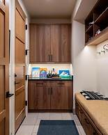 7 Deep Forest 6 Bedroom Home