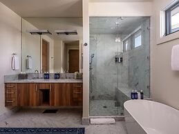 7 Deep Forest 6 Bedroom Home