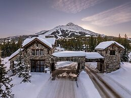 7 Deep Forest 6 Bedroom Home