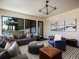 7 Deep Forest 6 Bedroom Home