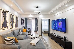 Luxurious Nairobi Condo With Rooftop Pool & Gym