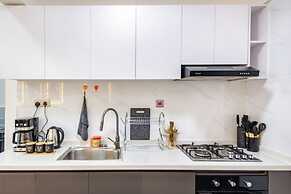 Luxurious Nairobi Condo With Rooftop Pool & Gym