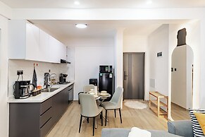 Luxurious Nairobi Condo With Rooftop Pool & Gym