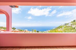 Amendoeira Residence by Madeira Sun Travel