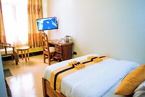 MARK-A GARDEN HOTEL KAWE