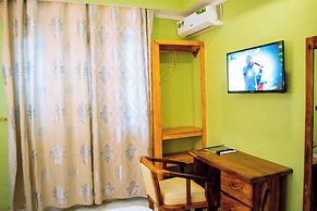 MARK-A GARDEN HOTEL KAWE