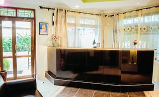 MARK-A GARDEN HOTEL KAWE