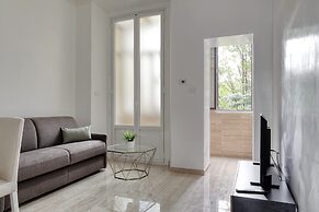 Chic flat with easy city centre access