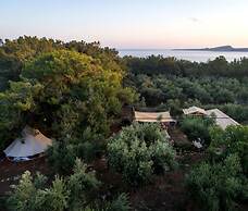 Glamping Retreat Marathopoli - Sea & Tranquility