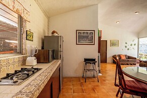 Vacation house with pool - Temixco 2 BR