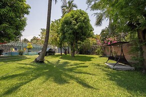 Vacation house with pool - Temixco 2 BR