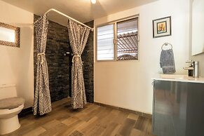 Vacation house with pool - Temixco 2 BR