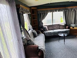 4 Bed Seaside Caravan, Free Wifi Pet Friendly
