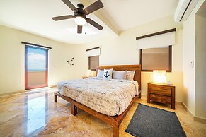 Luxury Beachfront Condo 3 BR - El Faro Ref 301
