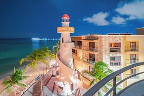 Luxury Beachfront Condo 3 BR - El Faro Ref 301
