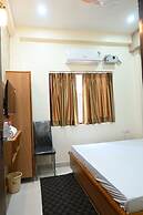 Divya Paying Guest House
