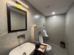 Housr Sector 28 Gurgaon Near IFFCO Chowk