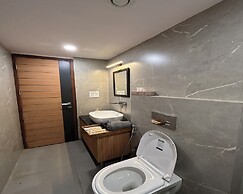 Housr Sector 28 Gurgaon Near IFFCO Chowk