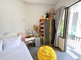 The Cafe Apartment Building