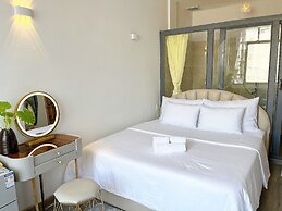 The Cafe Apartment Building