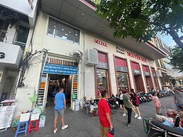 The Cafe Apartment Building