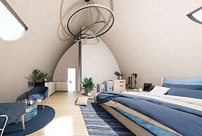 Floating Home in Reef Resort Unit 13