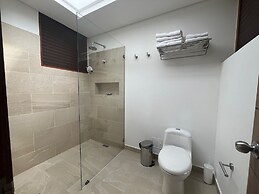 Yeguas V18 by Wynwood House