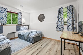 Mosinee Woodland Escape - Lower Suite