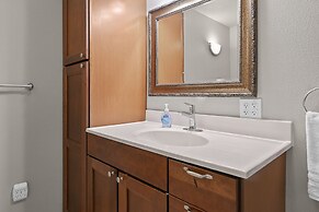 Woodland Escape - Upper Suite