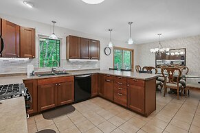 Woodland Escape - Upper Suite