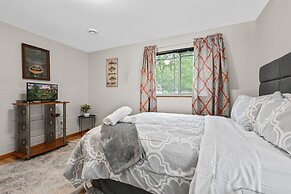 Mosinee Woodland Escape Whole House