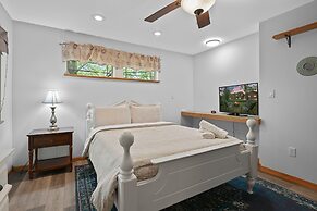 Mosinee Woodland Escape Whole House