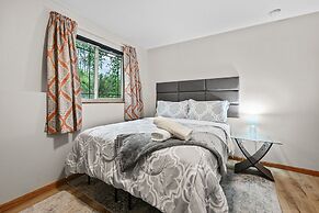 Mosinee Woodland Escape Whole House