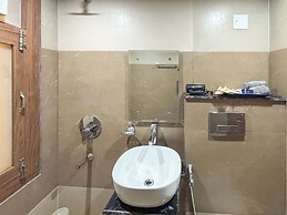 Housr 1 RK Apartment Sec 28 Gurgaon Mega