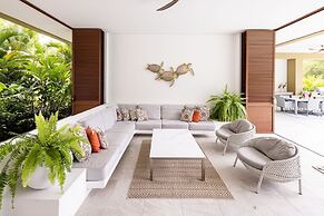 Yeguas T5 by Wynwood House