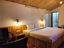 Ashtapad Saamaayik Resort