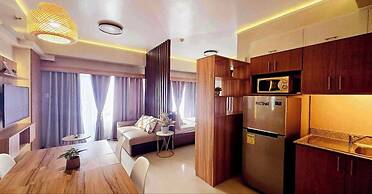 Studio Unit With Seaview & Balcony