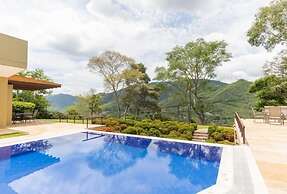 Yeguas W27 by Wynwood House