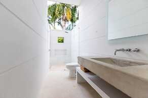 Yeguas Z26 by Wynwood House