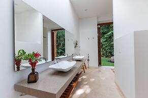 Yeguas U31 by Wynwood House