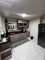 Apartamento Frente ao Shopping Itaguaçu
