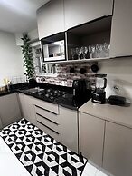 Apartamento Frente ao Shopping Itaguaçu