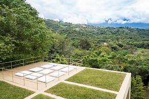 Yeguas R3 by Wynwood House