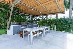 Yeguas V60 by Wynwood House