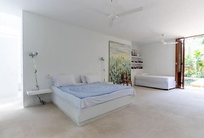 Yeguas V60 by Wynwood House