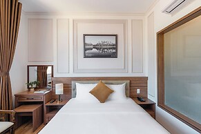 PINE VIEW HOTEL DALAT