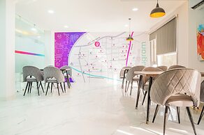 Housr Studio Rooms Sector 30 Gurgaon