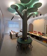 Studio Design 3 - Lions