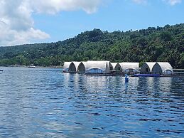 Floating Home in Reef Resort Unit 13